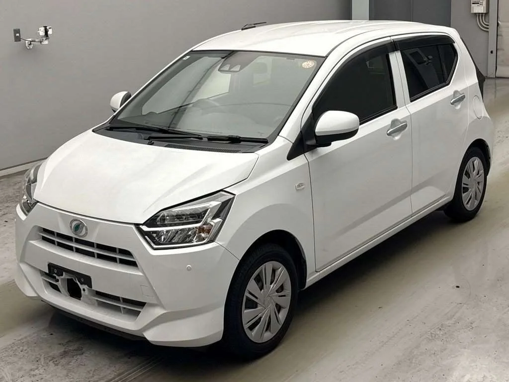 Daihatsu Mira e:S LA350S 2022